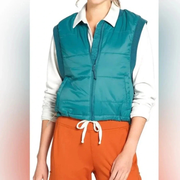 Alpine Design Jackets & Blazers - NWT Alpine Design teal vest, size XL, winter wear, warm, outdoors